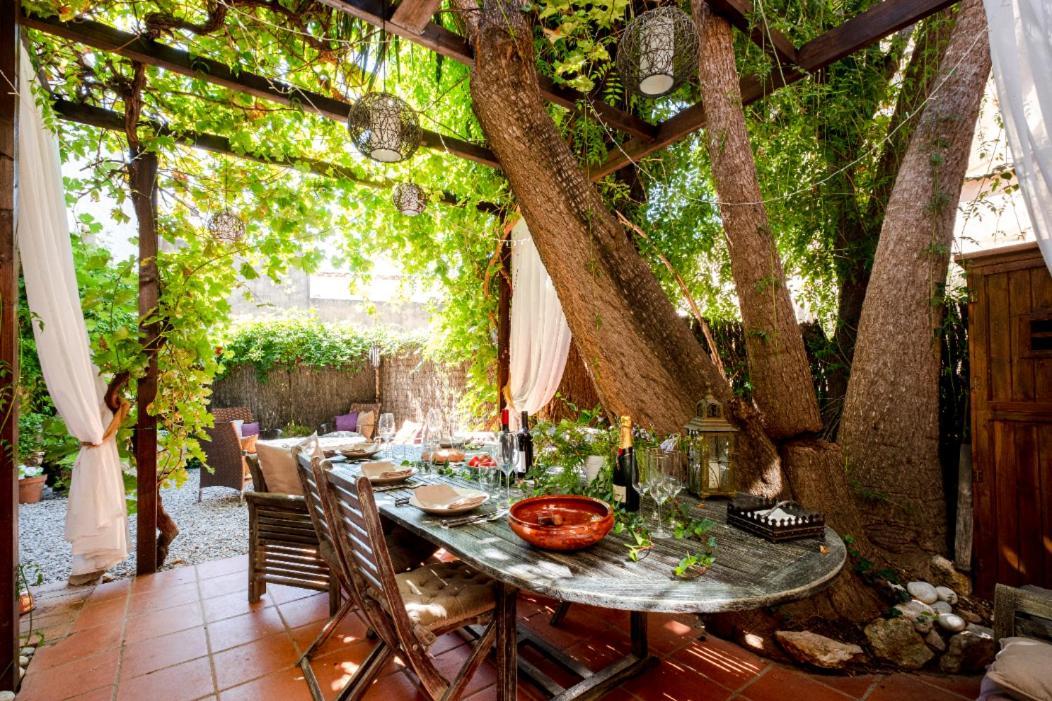 Little Vine Bed and Breakfast Sant Pere De Ribes Exterior foto